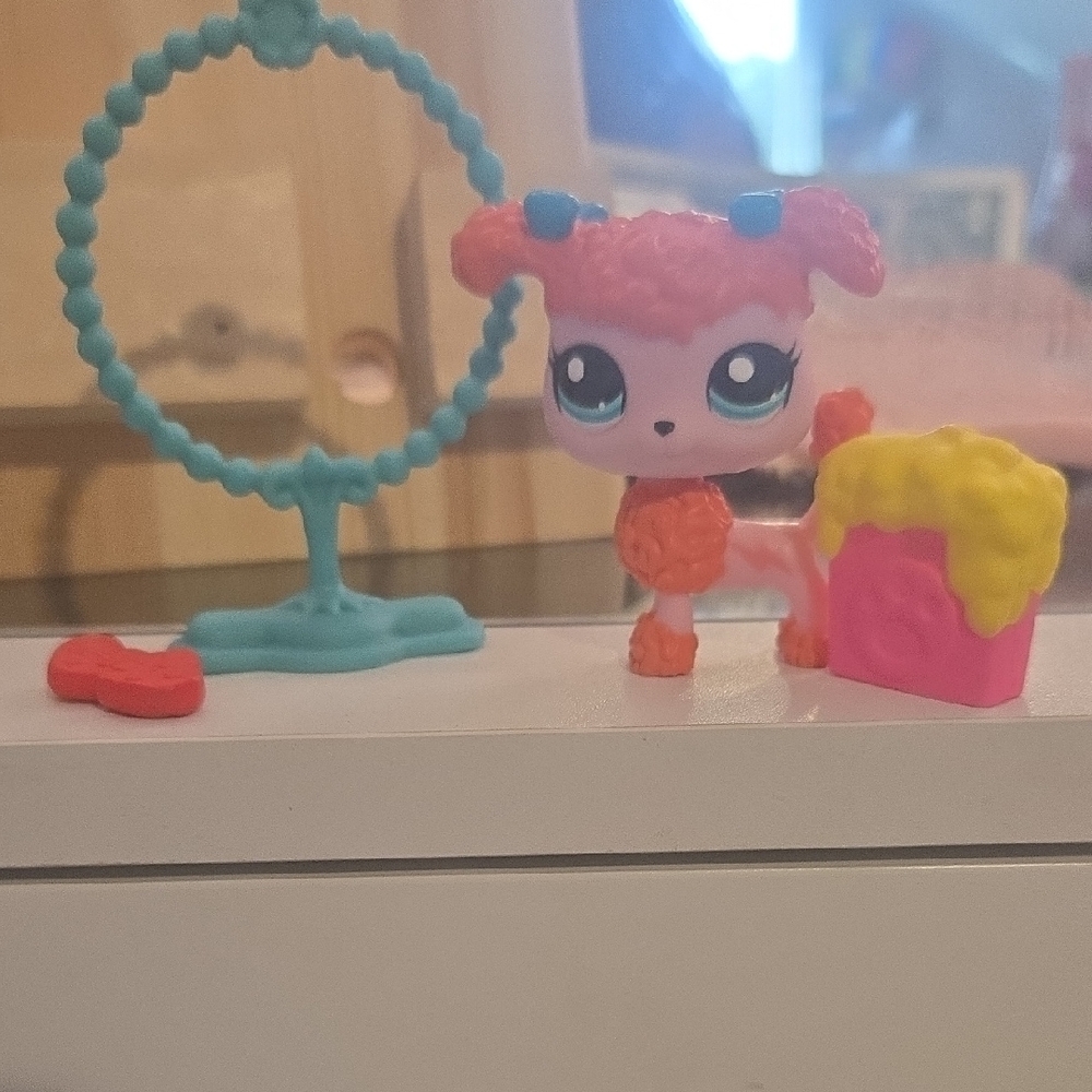 Poodle Lps Set (Minus The Husky)(Brand New)
